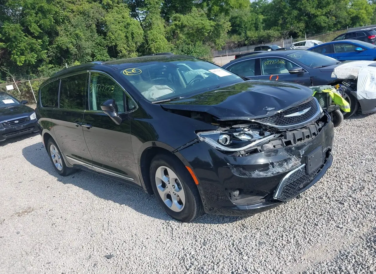 2017 CHRYSLER  - Image 1.