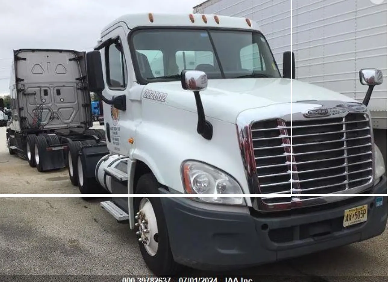 2016 FREIGHTLINER  - Image 1.