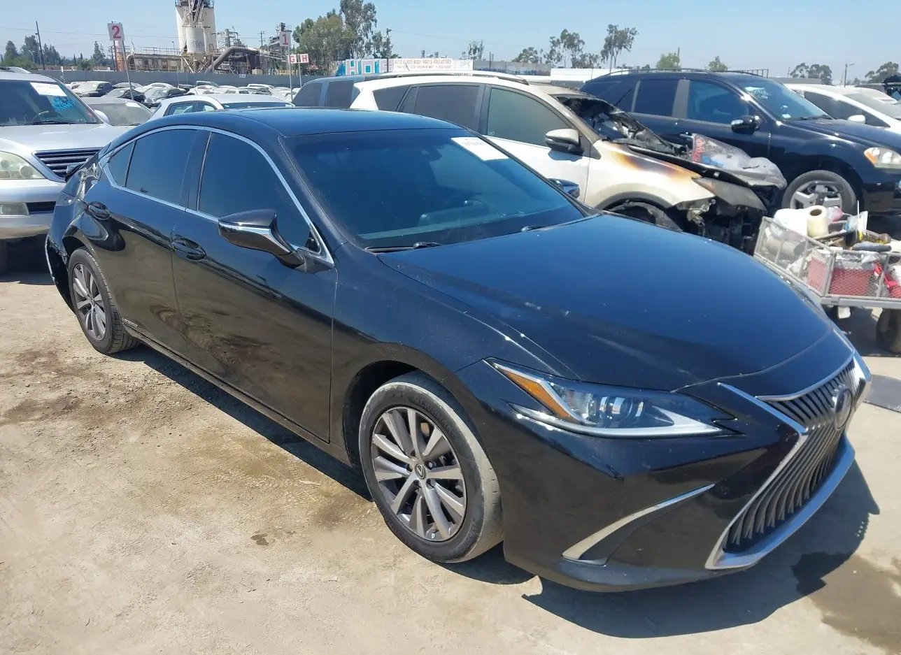 2020 LEXUS  - Image 1.