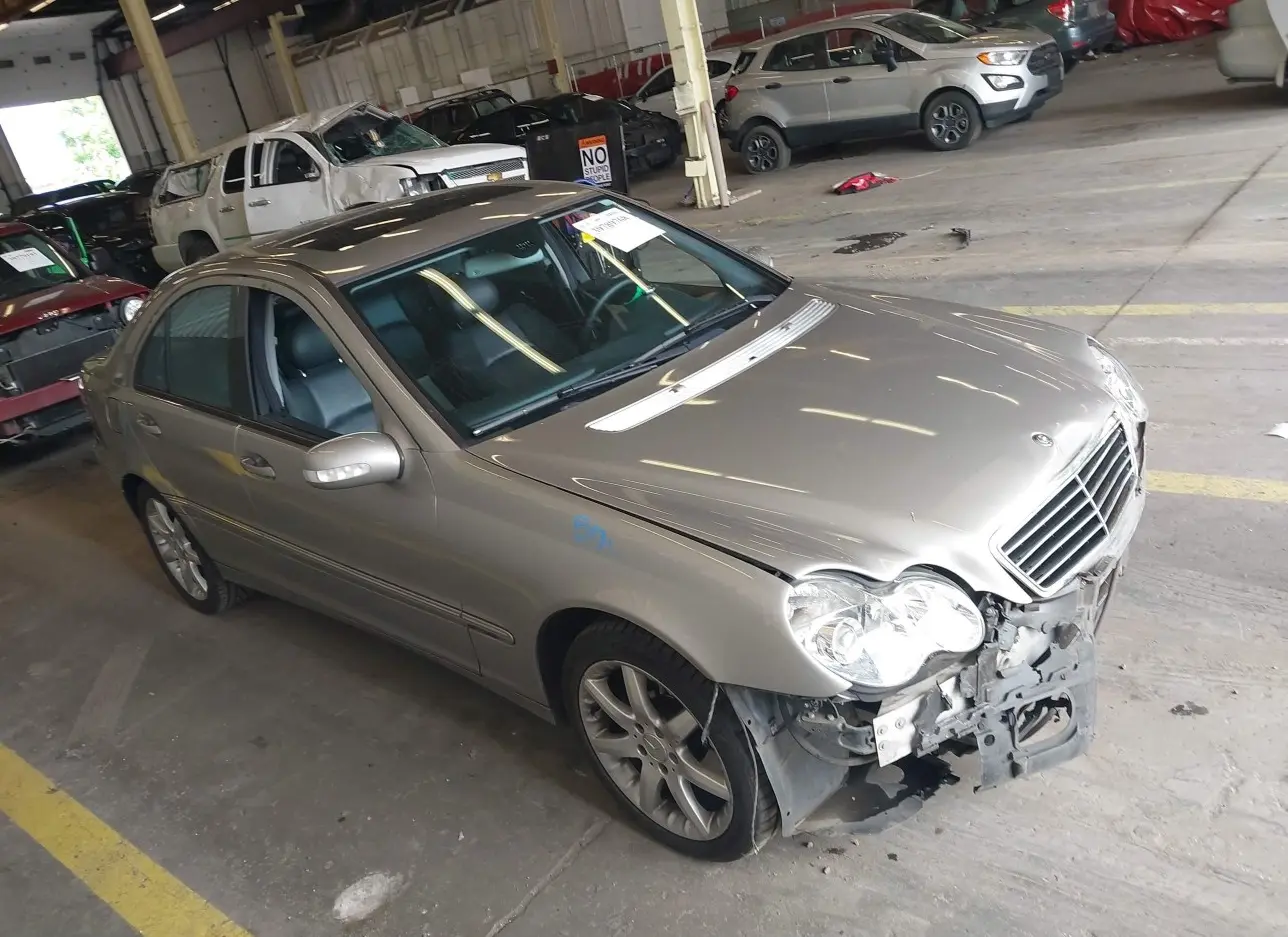 2004 MERCEDES-BENZ  - Image 1.