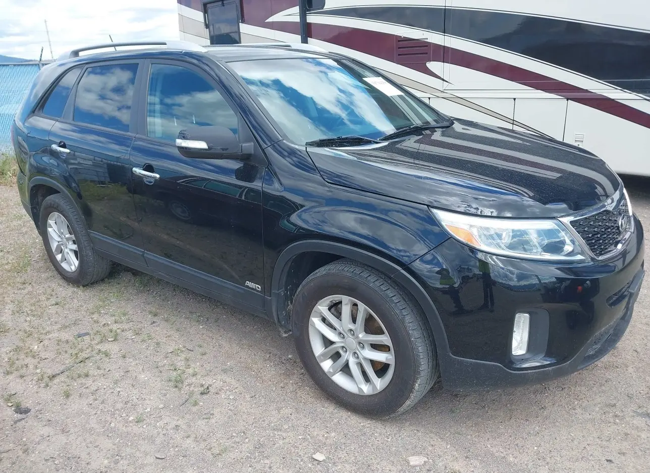 2015 KIA  - Image 1.