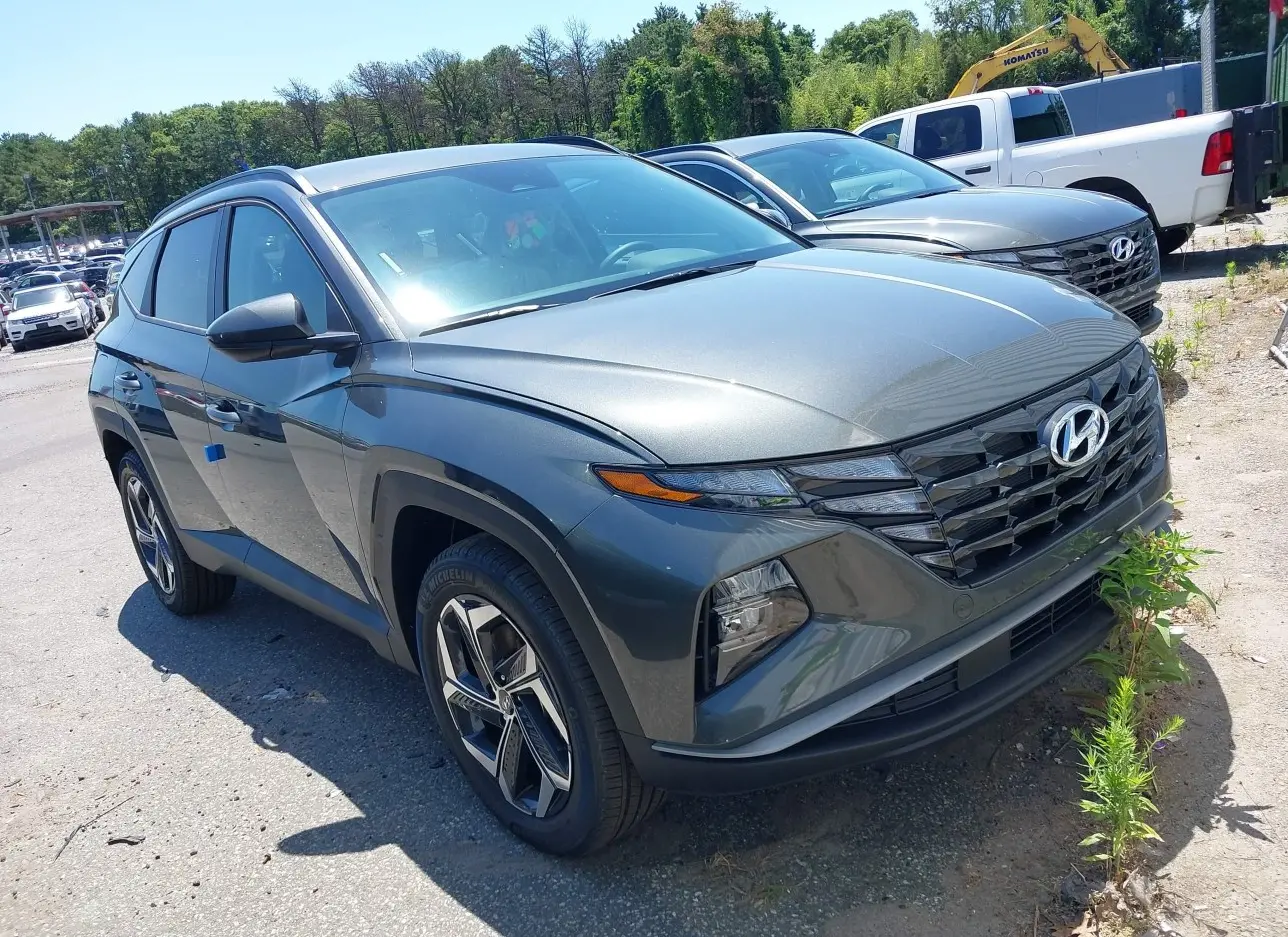 2024 HYUNDAI  - Image 1.