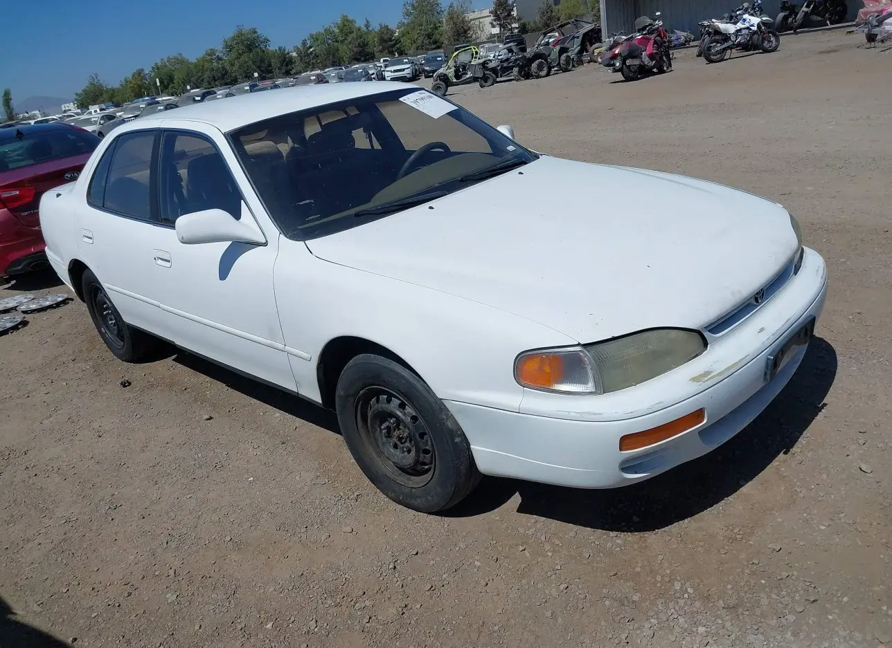 1995 TOYOTA  - Image 1.