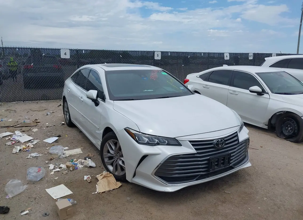 2019 TOYOTA  - Image 1.