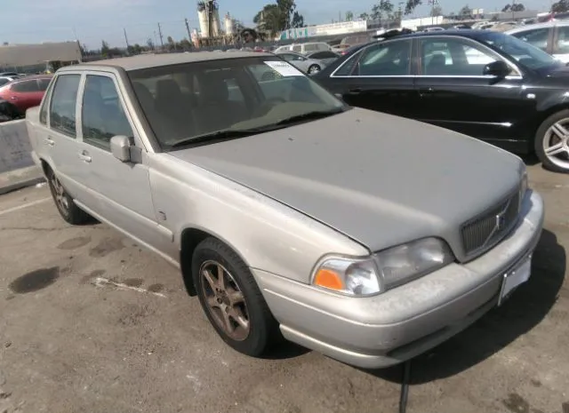 2000 VOLVO  - Image 1.