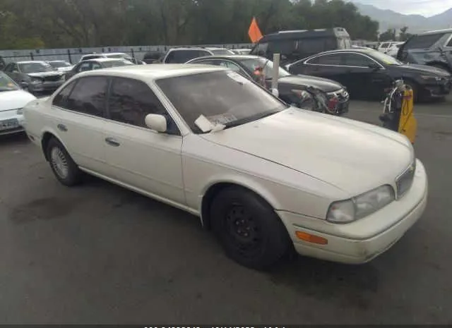 1995 INFINITI  - Image 1.