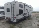 2011 KEYSTONE RV  - Image 4.