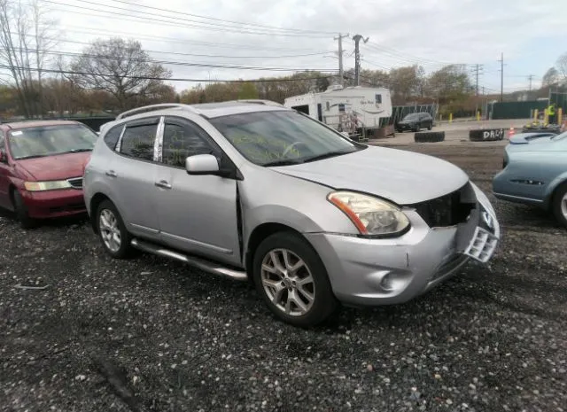 2011 NISSAN  - Image 1.