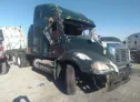 2004 FREIGHTLINER  - Image 2.