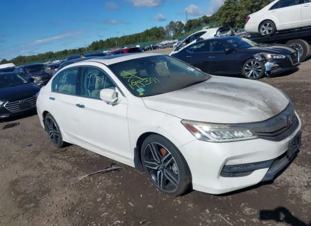 2017 HONDA  - Image 1.