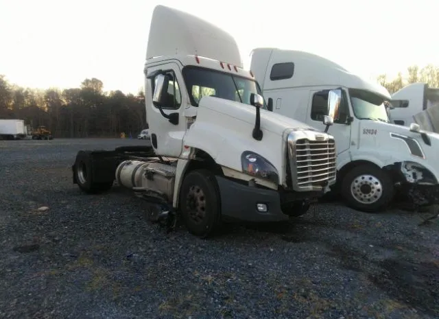 2017 FREIGHTLINER  - Image 1.