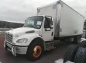 2010 FREIGHTLINER  - Image 2.