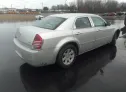 2005 CHRYSLER  - Image 4.