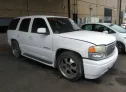 2004 GMC  - Image 1.