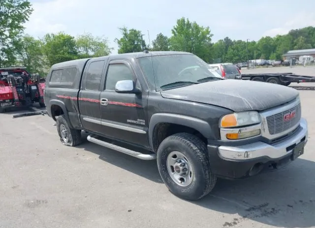 2005 GMC  - Image 1.