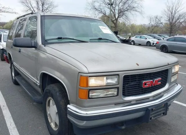 1999 GMC  - Image 1.