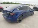 2019 TESLA  - Image 4.