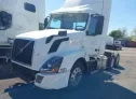 2018 VOLVO TRUCK  - Image 2.