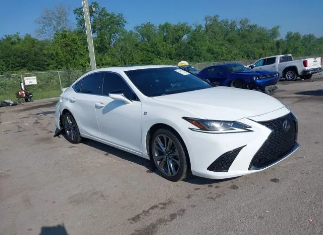 2019 LEXUS  - Image 1.