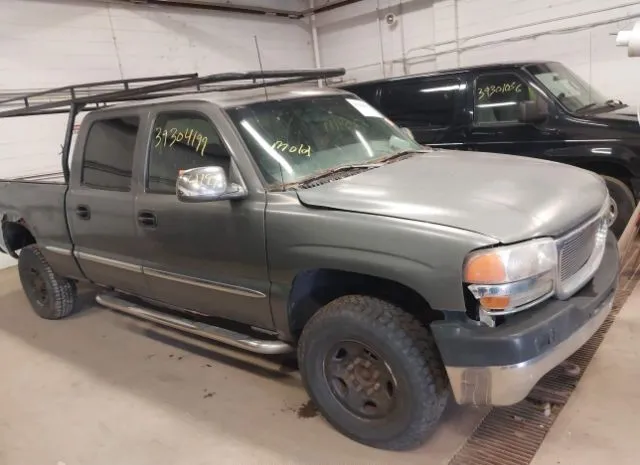 2001 GMC  - Image 1.