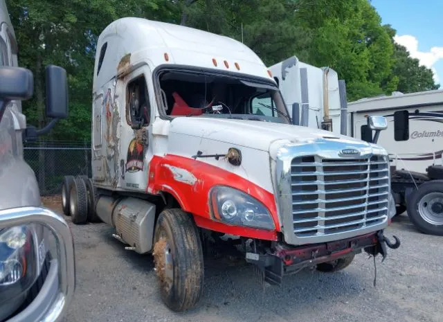 2013 FREIGHTLINER  - Image 1.