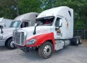 2013 FREIGHTLINER  - Image 2.