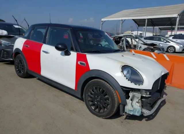 2019 MINI  - Image 1.