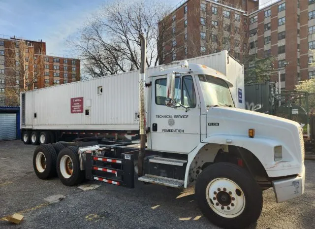 1998 FREIGHTLINER  - Image 1.