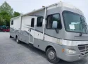 2002 WORKHORSE CUSTOM CHASSIS MOTORHOME CHASSIS 8 FI  F 8