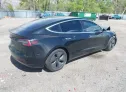 2018 TESLA  - Image 4.