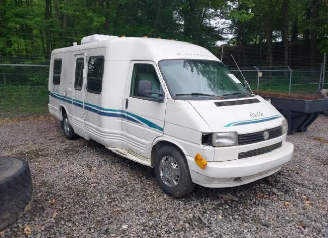 1996 WINNEBAGO  - Image 1.