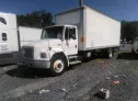 2001 FREIGHTLINER  - Image 2.