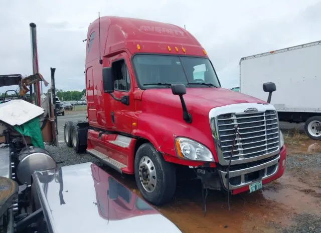 2012 FREIGHTLINER  - Image 1.