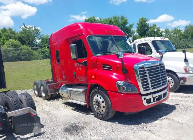 2015 FREIGHTLINER  - Image 1.