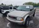 2000 GMC  - Image 2.