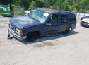 1999 GMC  - Image 2.