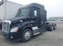 2014 FREIGHTLINER  - Image 2.