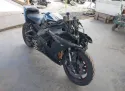 2005 YAMAHA YZF-R6 4 4