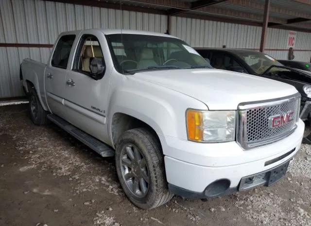 2009 GMC  - Image 1.