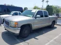 2000 GMC  - Image 2.