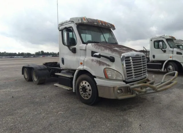 2013 FREIGHTLINER  - Image 1.