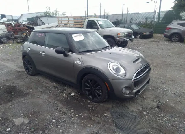 2018 MINI  - Image 1.