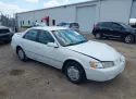 1999 TOYOTA Camry 2.2L 4