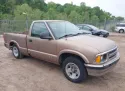 1996 CHEVROLET S-10 Pickup 2.2L 4