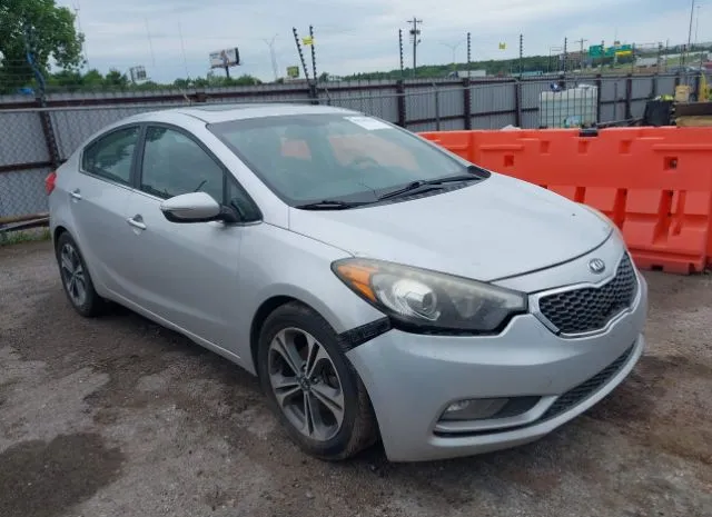 2016 KIA  - Image 1.