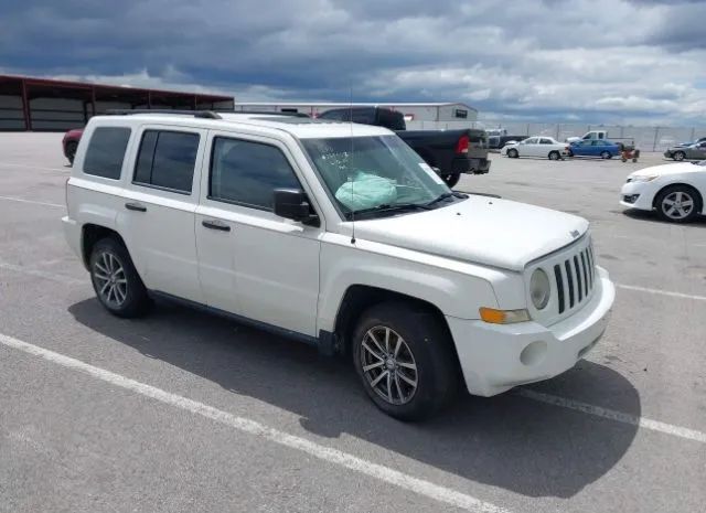 2008 JEEP  - Image 1.