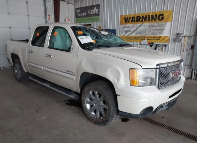 2013 GMC  - Image 1.