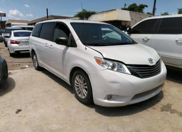 2011 TOYOTA  - Image 1.