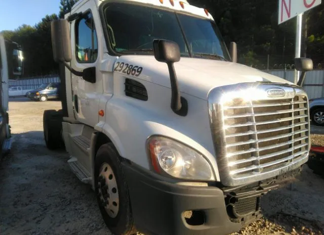 2015 FREIGHTLINER  - Image 1.