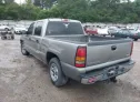 2006 GMC  - Image 3.